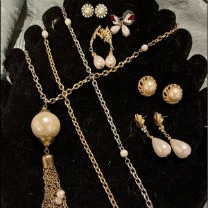 Vintage 80’s & 90’s faux Pearl Long Necklace & Collection of faux pearl earrings